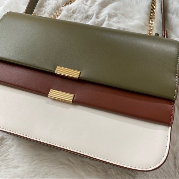 NWT Metal Chains Shoulder Bag - Picture 2 of 14